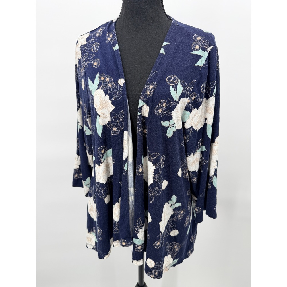 Torrid Cardigan Women 3 Navy Blue Floral Good Super Soft Knits 3/4 Sleeve